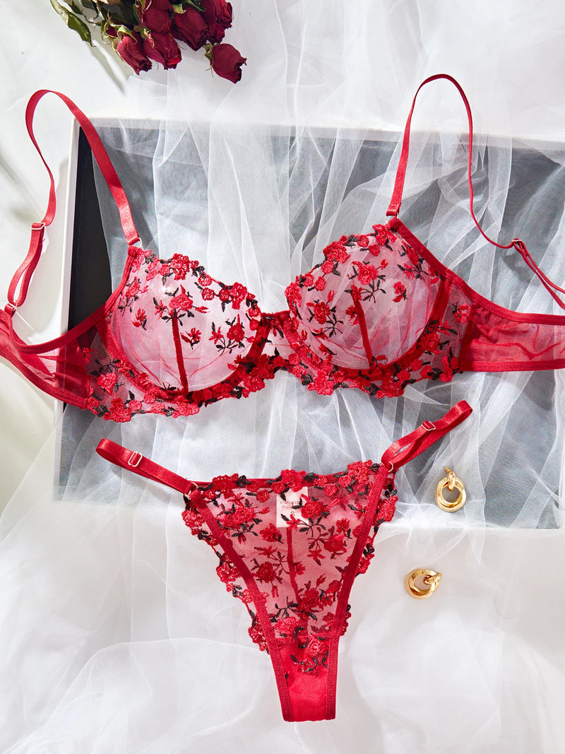 Conjunto Lingerie Rouge Éclat – Renda Bordada & Transparência Luxuosa