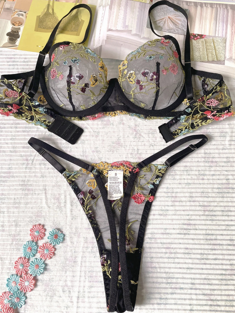 Conjunto Lingerie Garden Luxe – Bordado Floral Exuberante