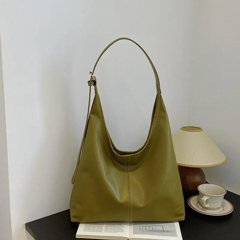 Bolsa Lumière Classique – Elegância Minimalista