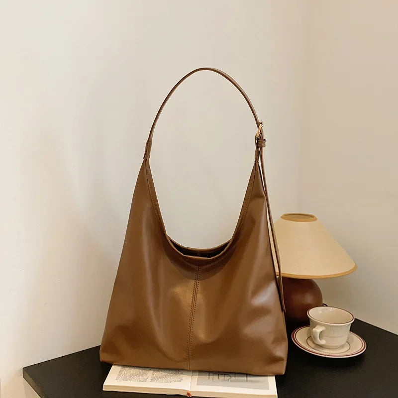 Bolsa Lumière Classique – Elegância Minimalista